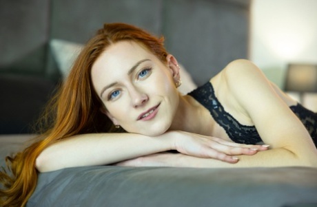 missionnaire interracial rousse assez hd photos